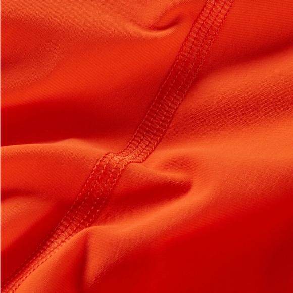 DISTRICT VISION 9in POCKETED HALF TIGHTS - Women’s Large - Picture 2 of 3